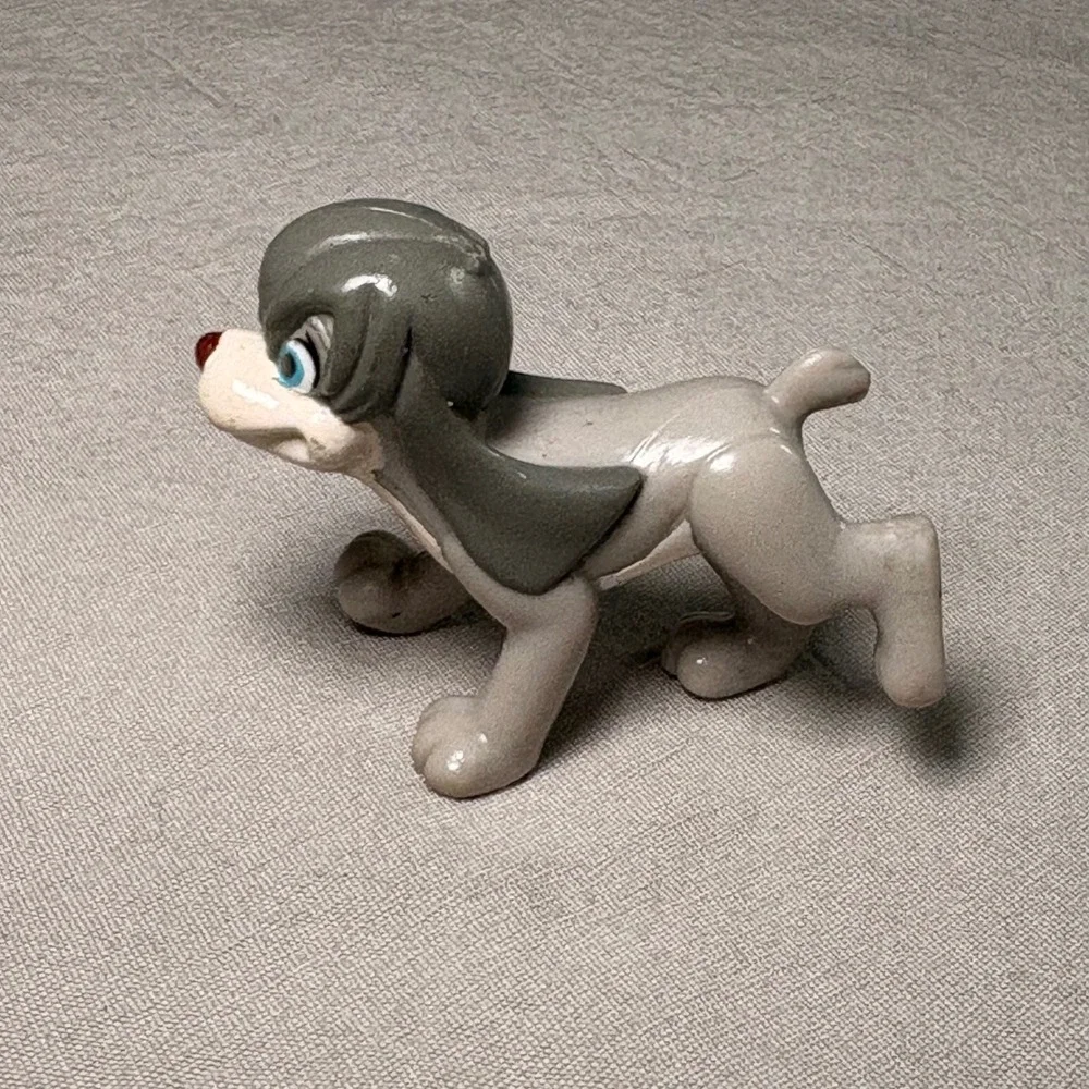 Vintage 1997 Burger King Anastasia Rasputin‎ and Dog Toy Figures Set SN-11-44